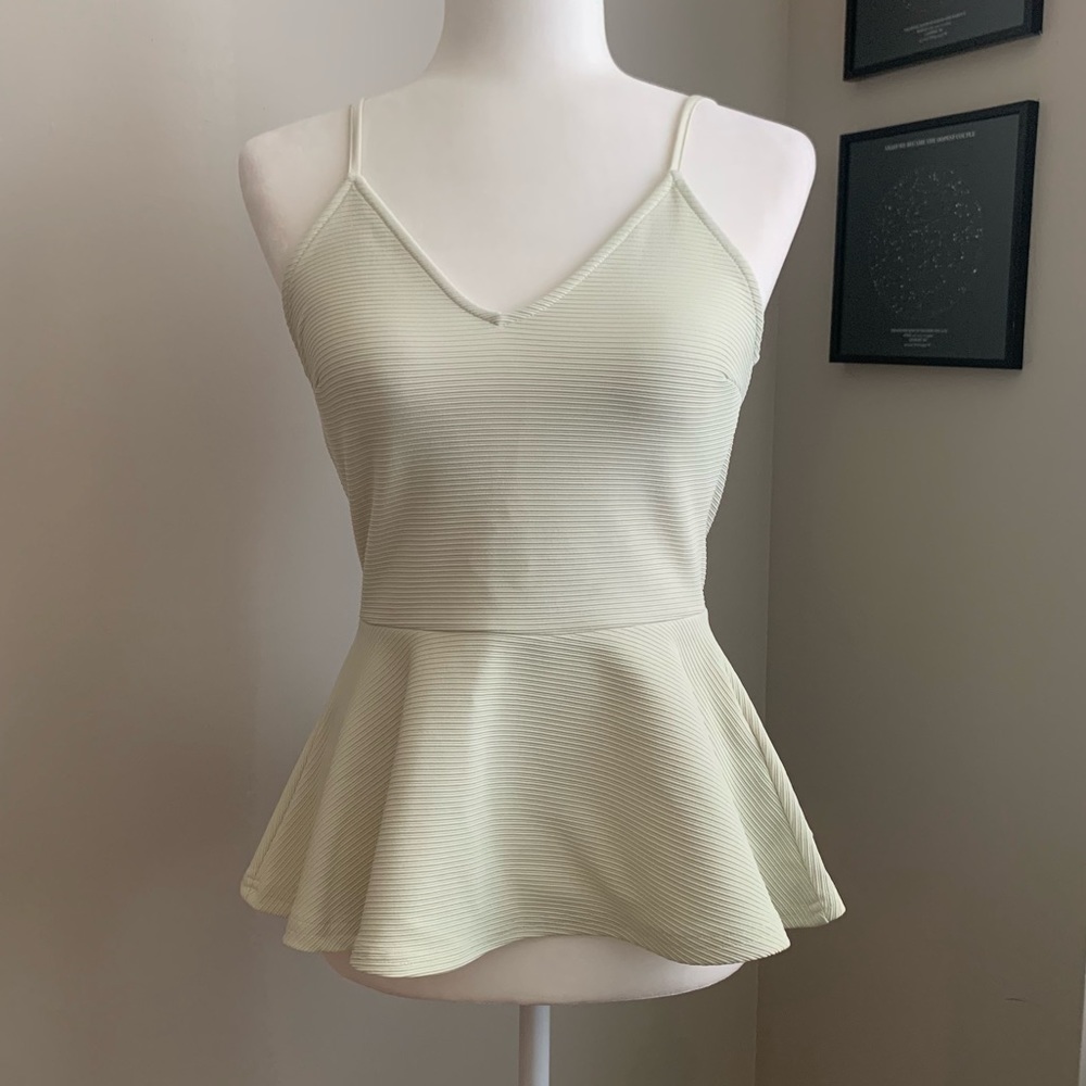 H&M light green backless peplum top